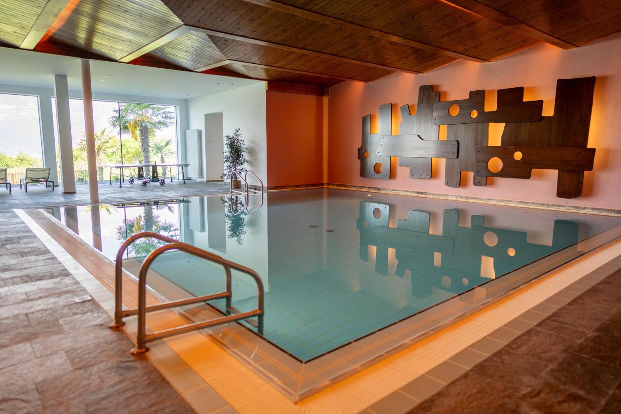 Hotel Tenz 2025 Монтанья Экстерьер фото