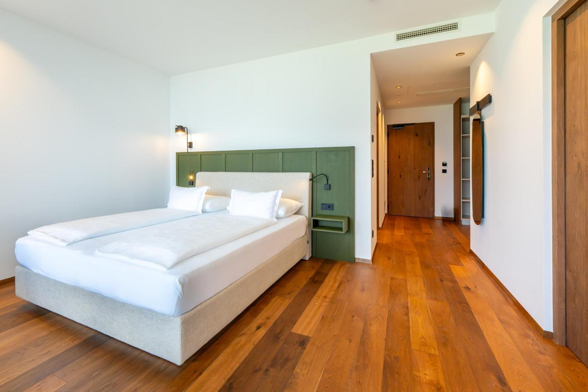 Hotel Tenz 2025 Монтанья Экстерьер фото