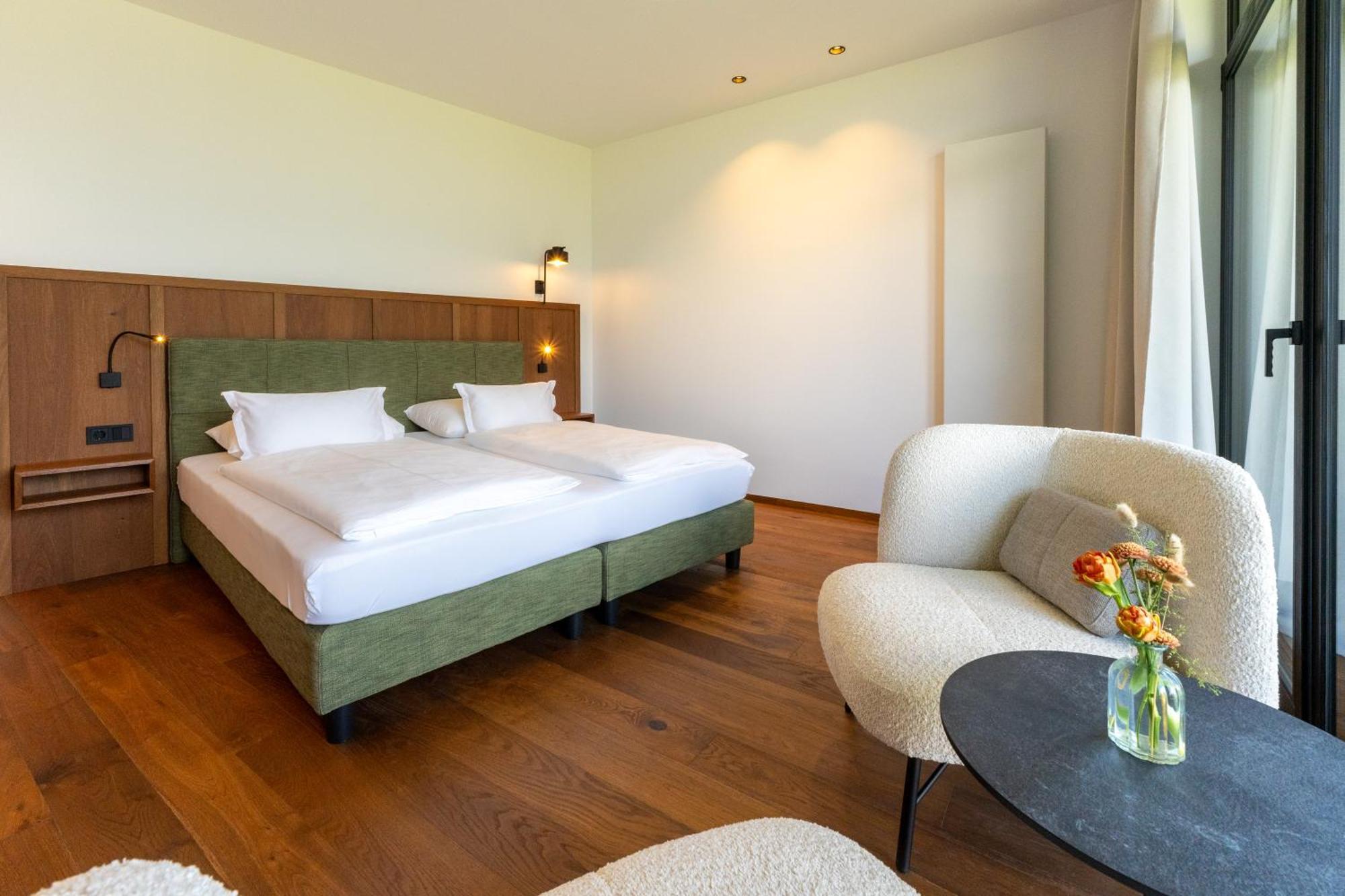 Hotel Tenz 2025 Монтанья Экстерьер фото